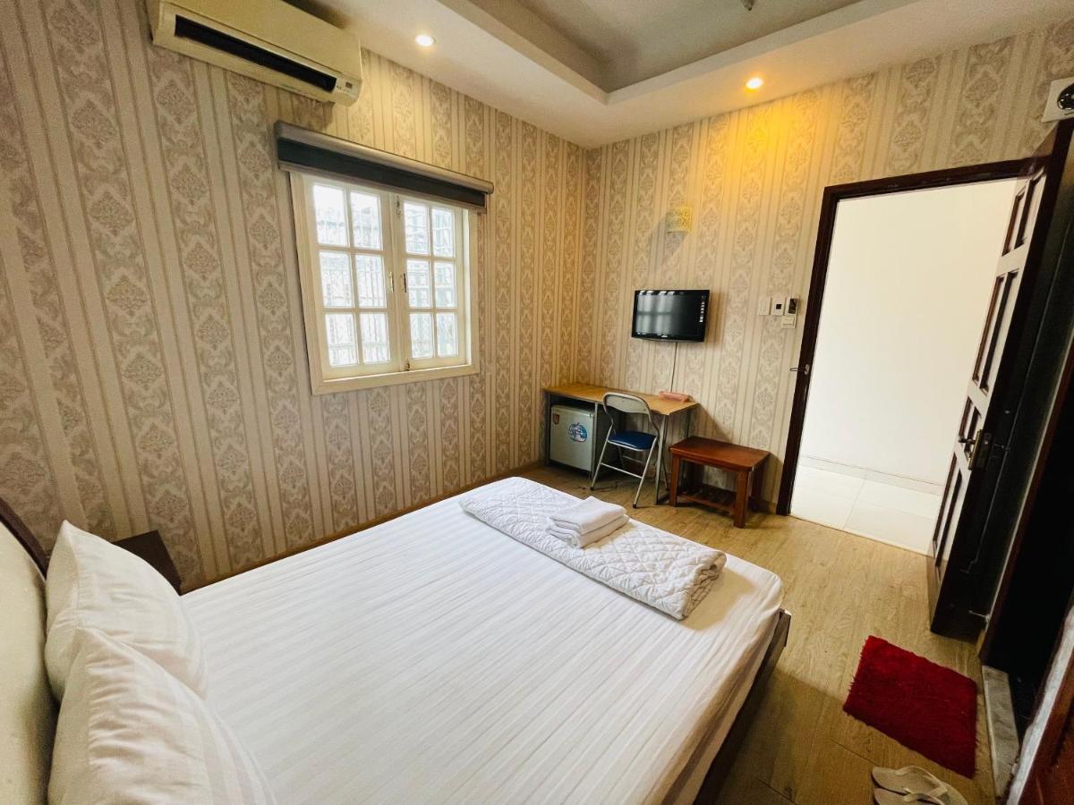 Hotel Quynh Anh Ho Chi Minh City Bagian luar foto